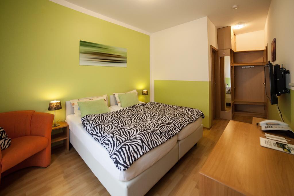 Am Gutspark Prager Gbr Apartment Leipzig