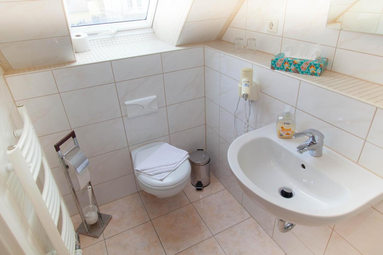 Am Gutspark Prager Gbr Apartment *