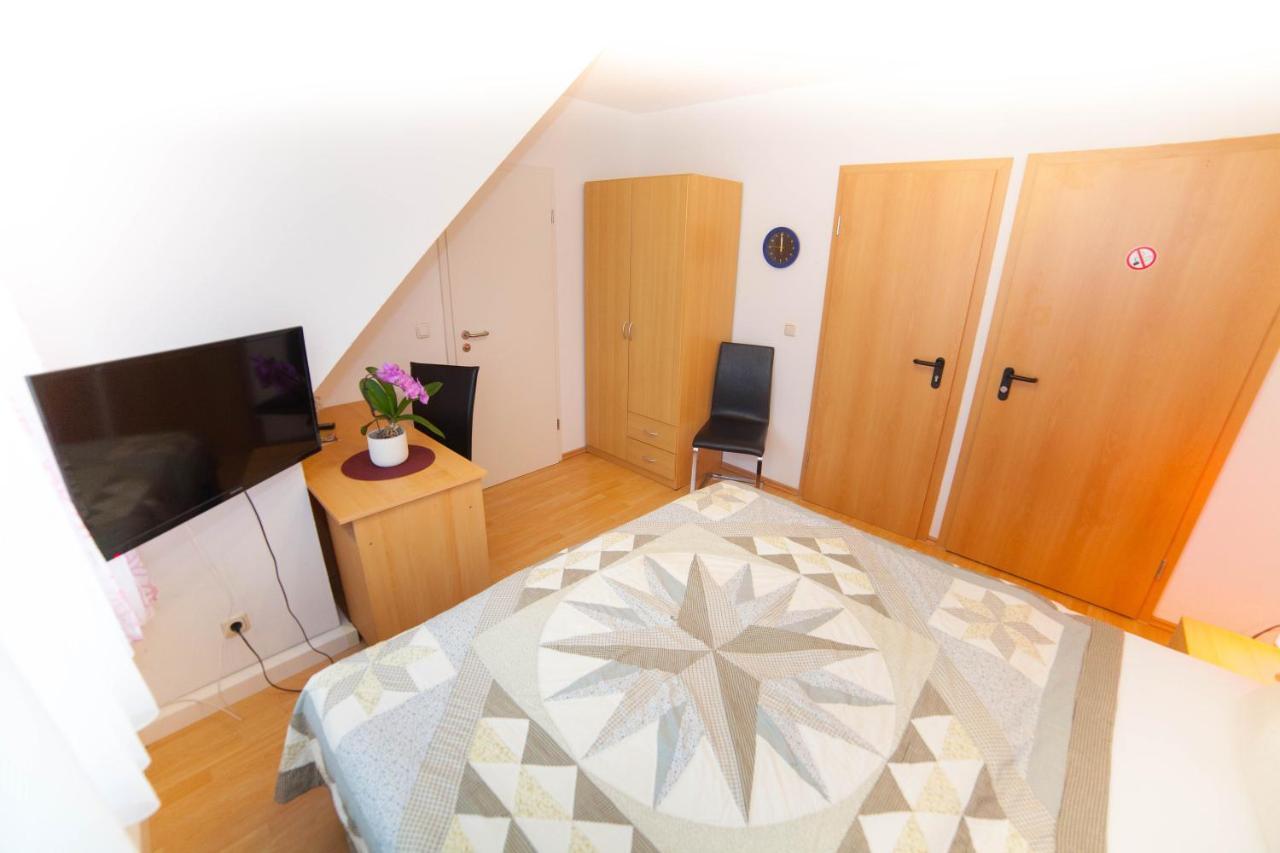 Am Gutspark Prager Gbr Apartment Leipzig