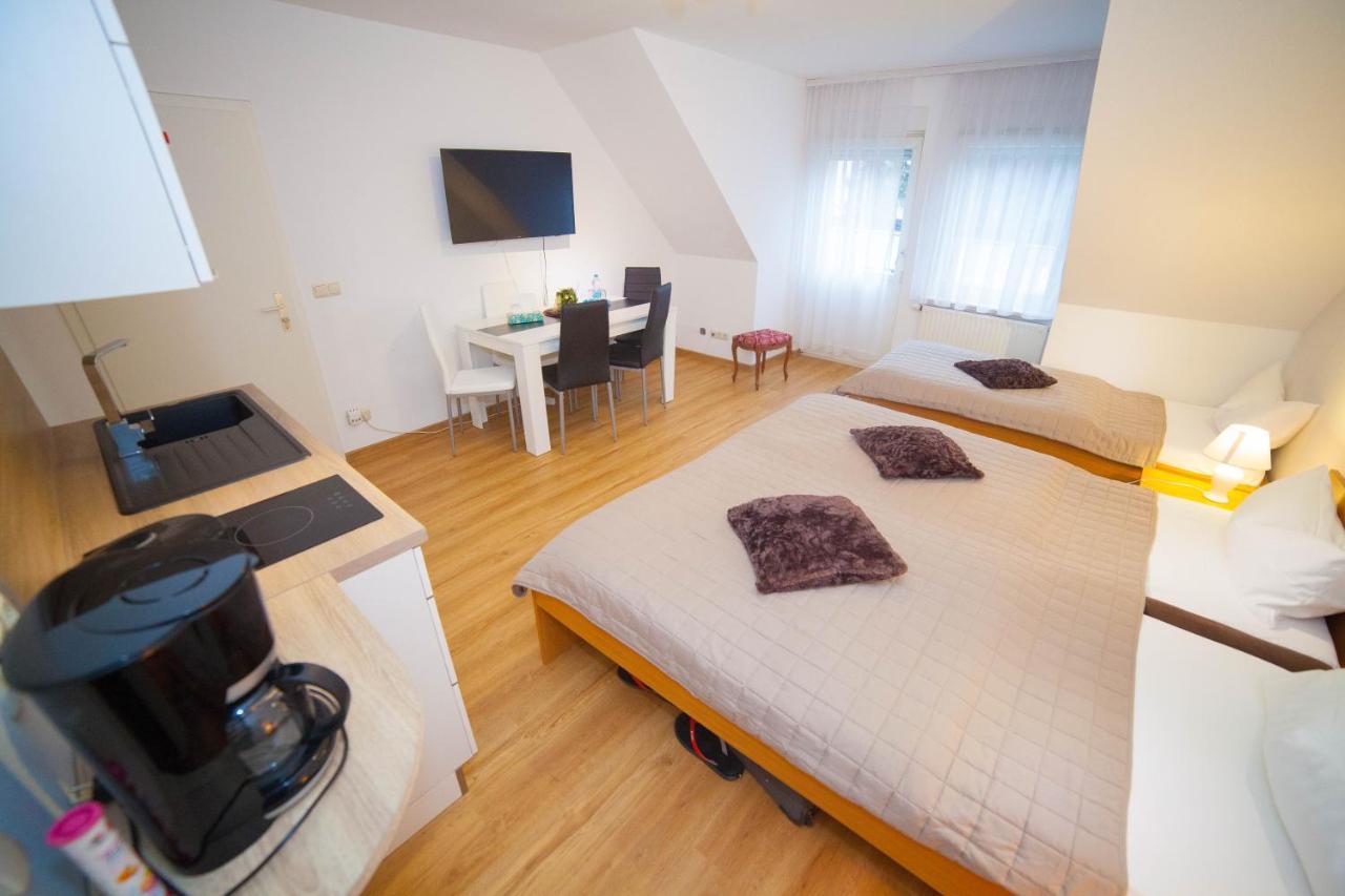 Apartment Am Gutspark Prager Gbr